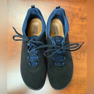 Kalso Earth Shoe Women’s Sneaker Size 8.5